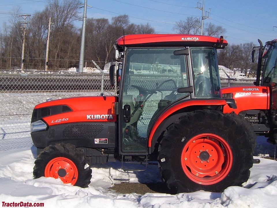 Traktor Kubota L4240HSTC 4WD