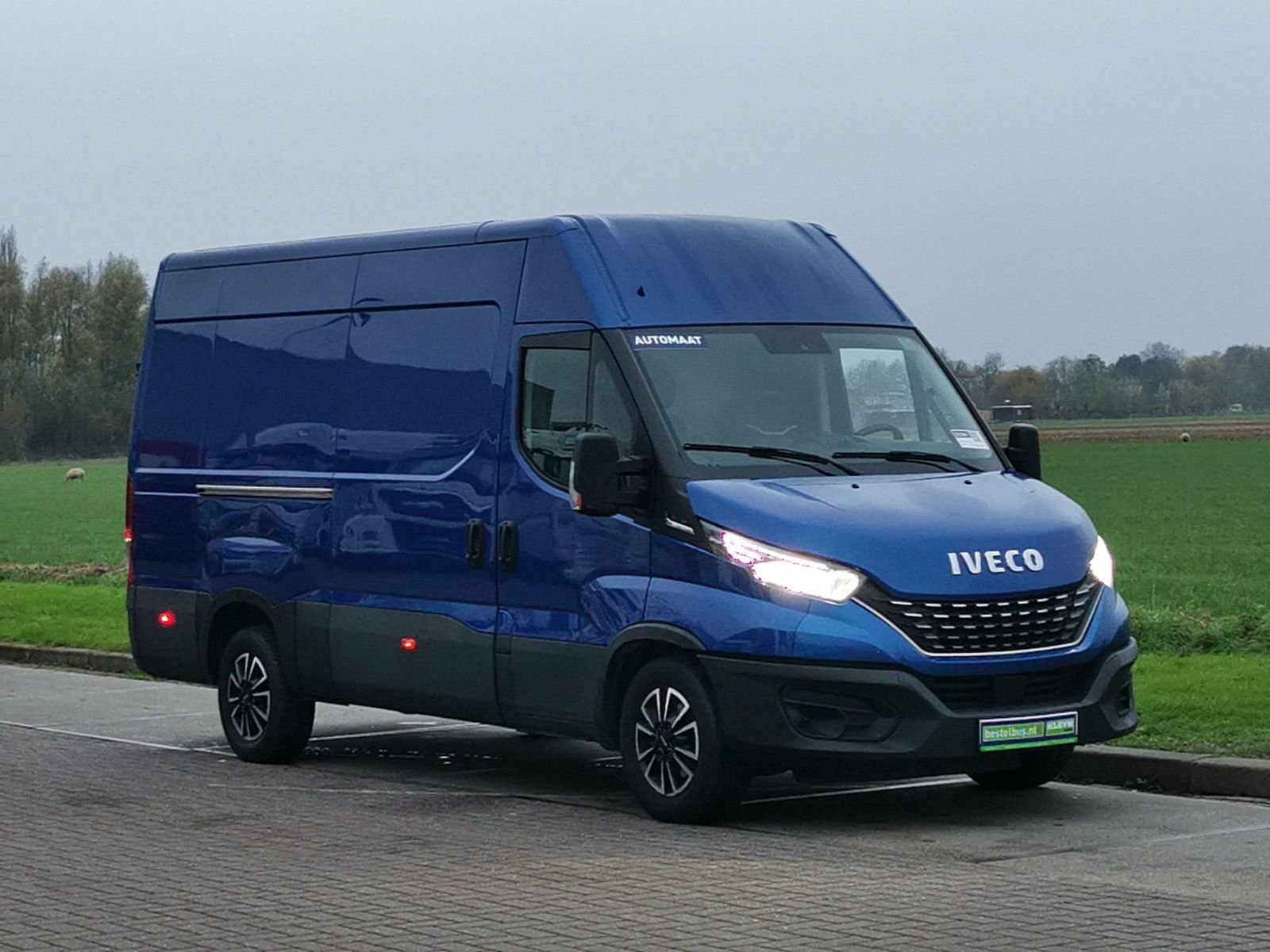 Transporter Iveco Daily 35S16V