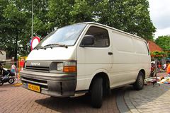 Toyota HI-ACE 2.0 COMMERCIAL