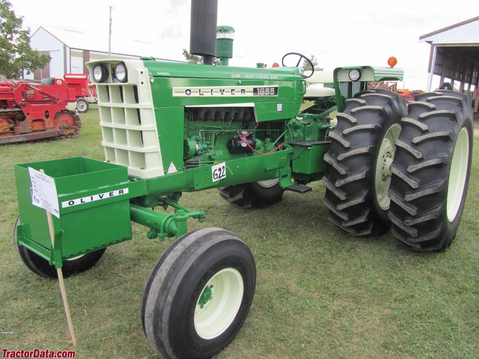 Tractor Oliver 1655 (4 WD)