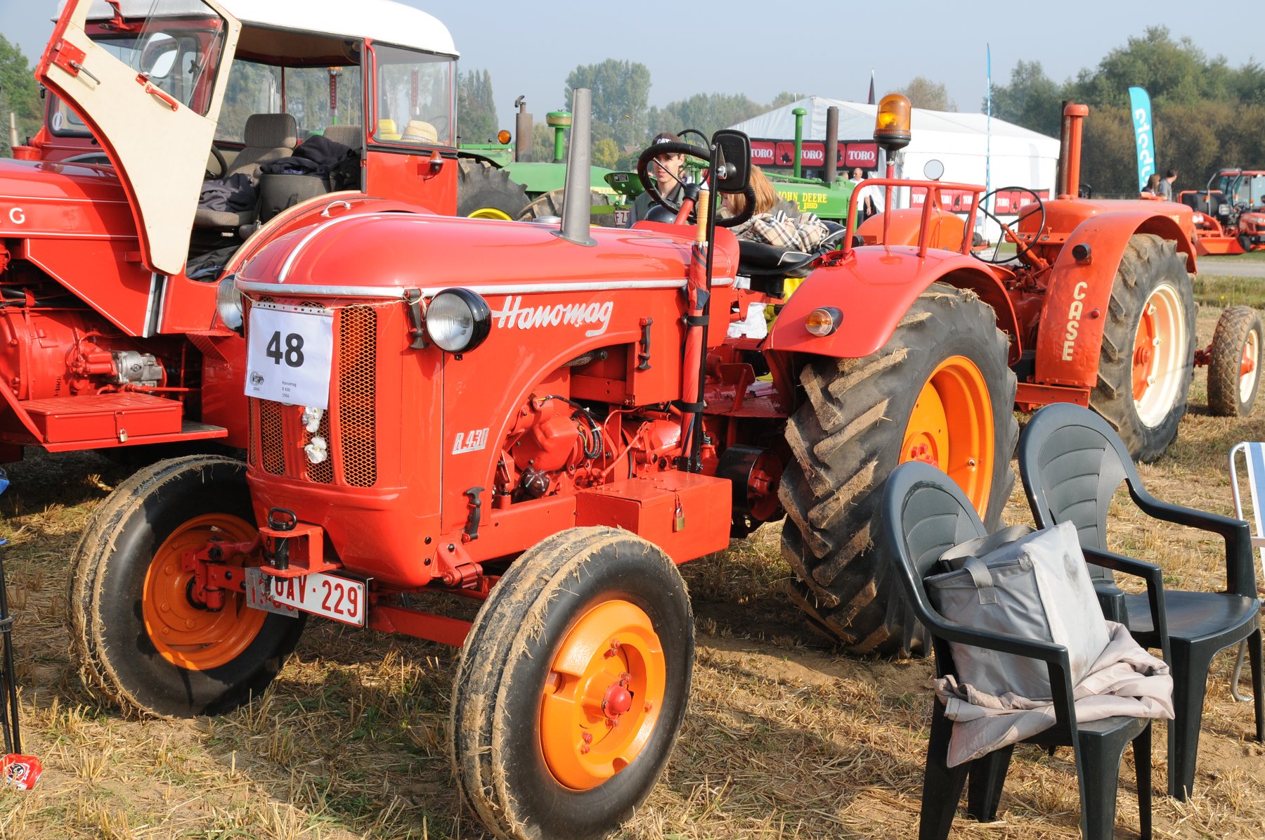 Traktor Hanomag R 430