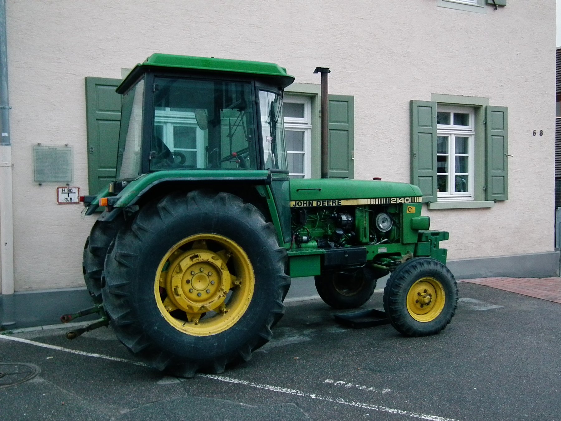 Traktor IMT 2140