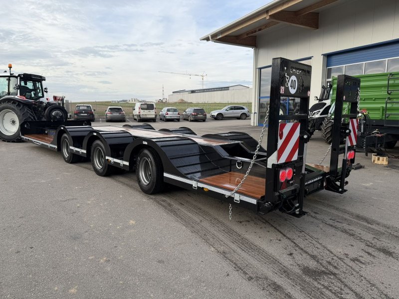 Chieftain Turntable Trailer
