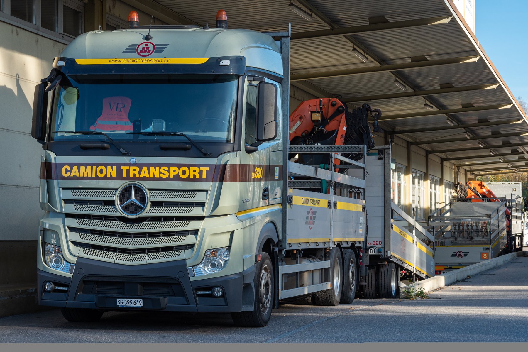 Truck Mercedes Benz Actros 2545