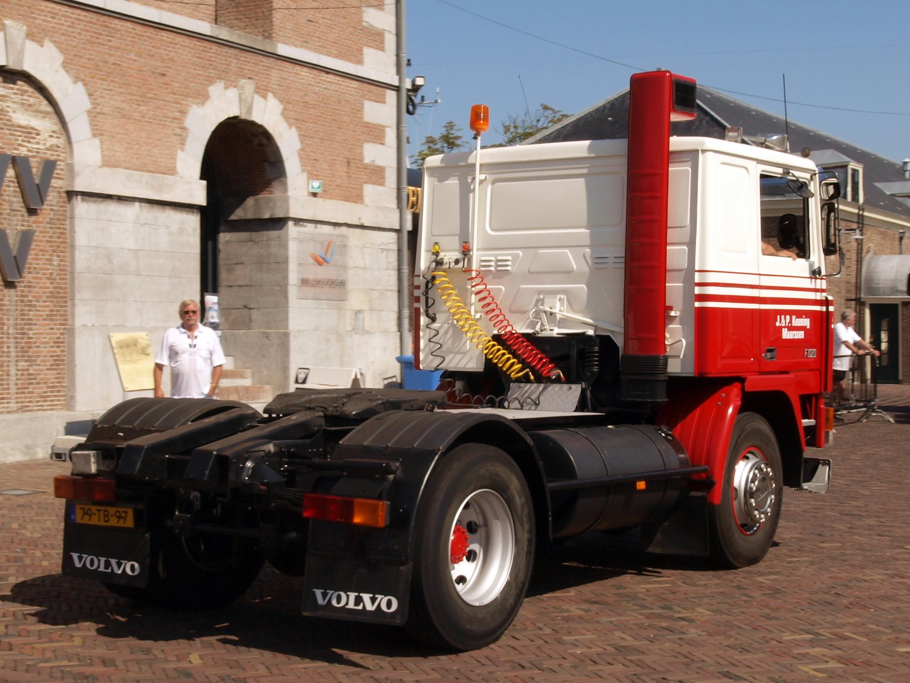 Truck Volvo F10-4X2TL-7J