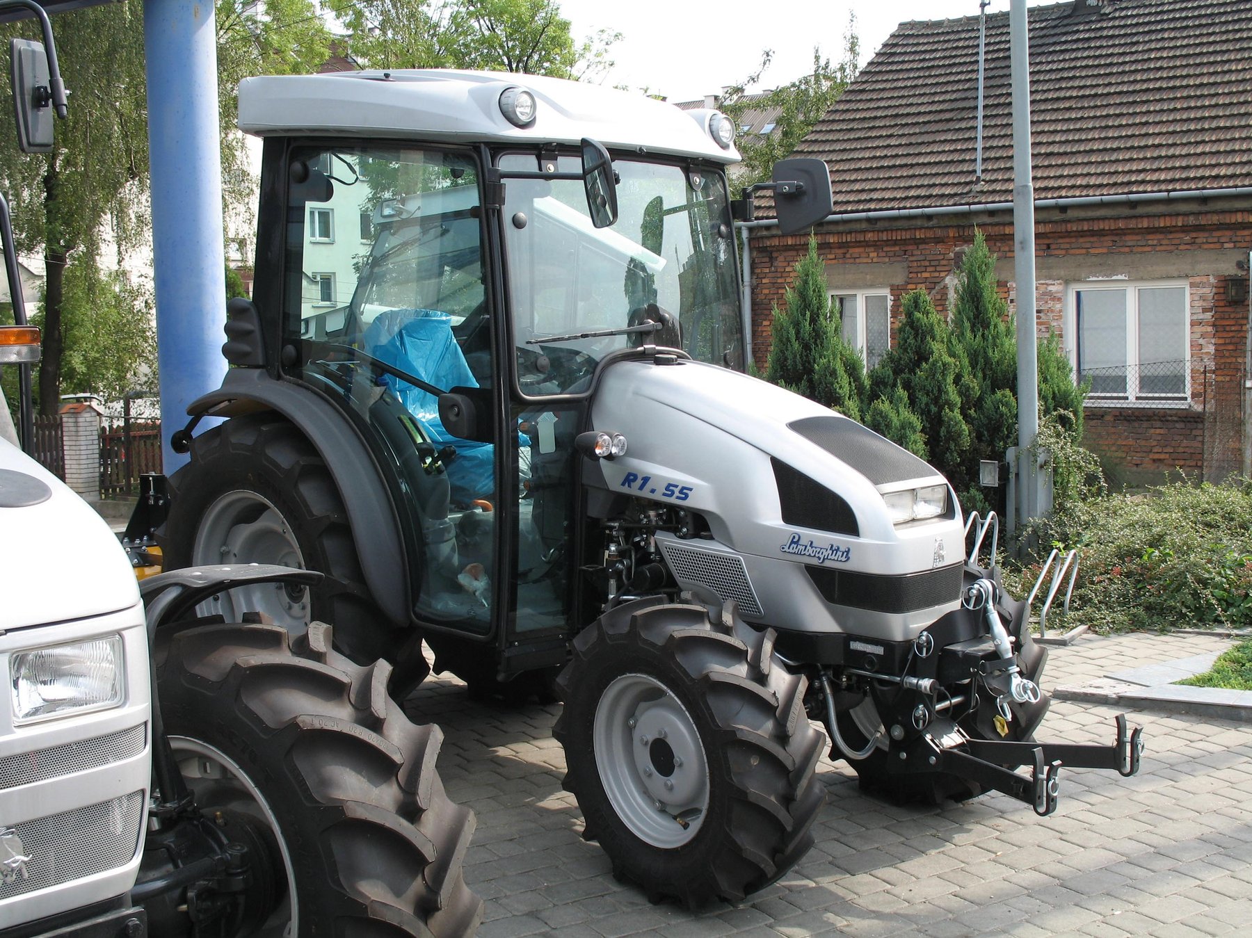 Traktor Lamborghini R2.100