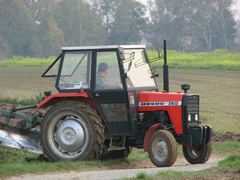 Ursus Licencja Massey Ferguson: 2812-5714