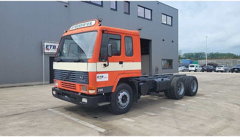 Truck Volvo FL7-4X2-8K