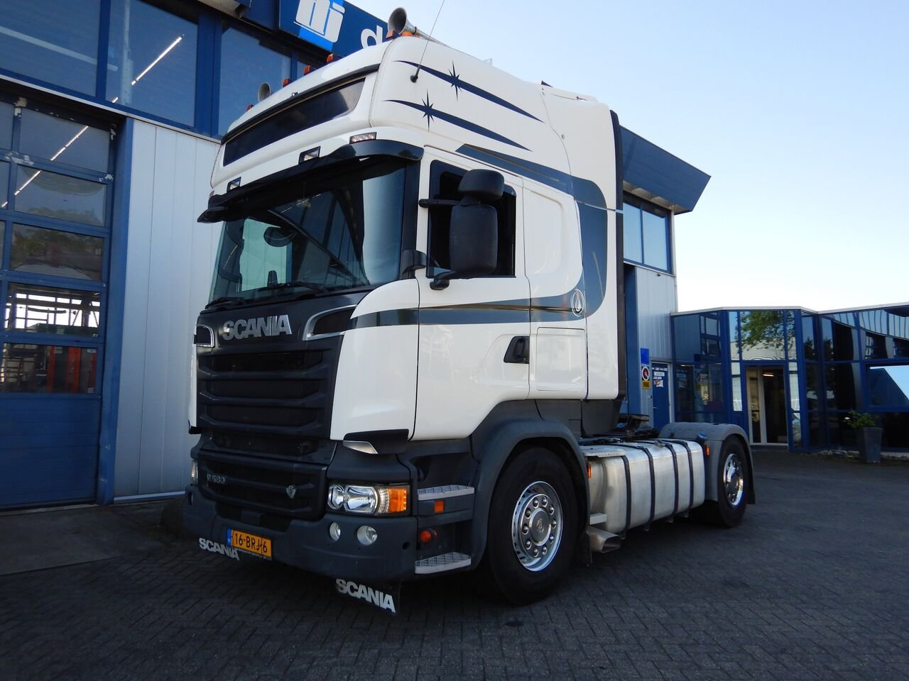 Truck Scania R580LA6X2/4MNB