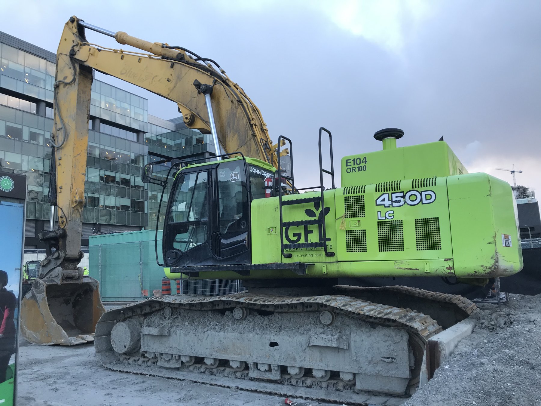 Excavator John Deere 450D LC