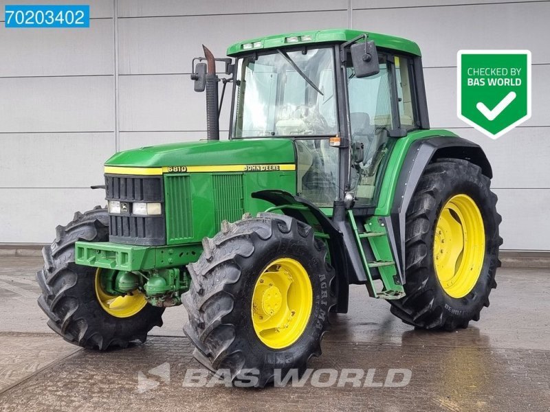 John Deere 6810 4X4