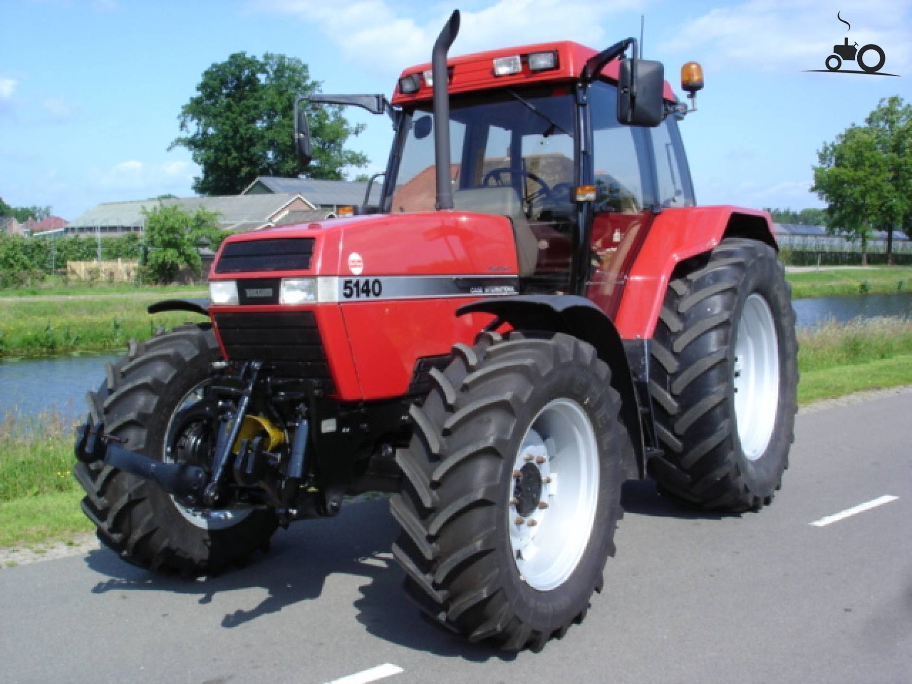 Traktor Case INTERNATIONAL 5140