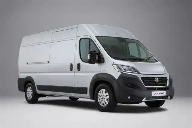 Transporter Fiat DUCATO 2,3