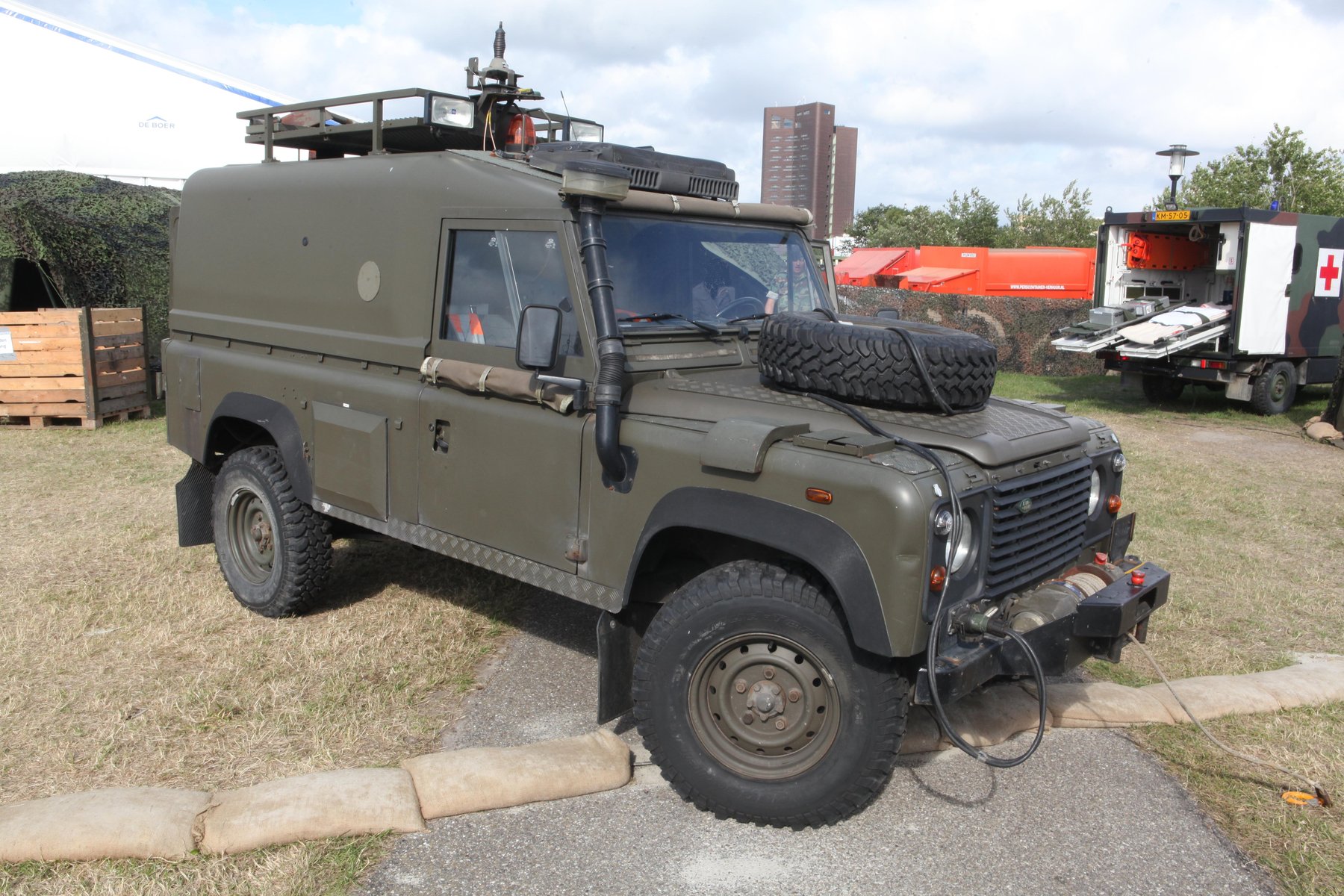 Tactical vehicles Land Rover Land Rover Defender military variants