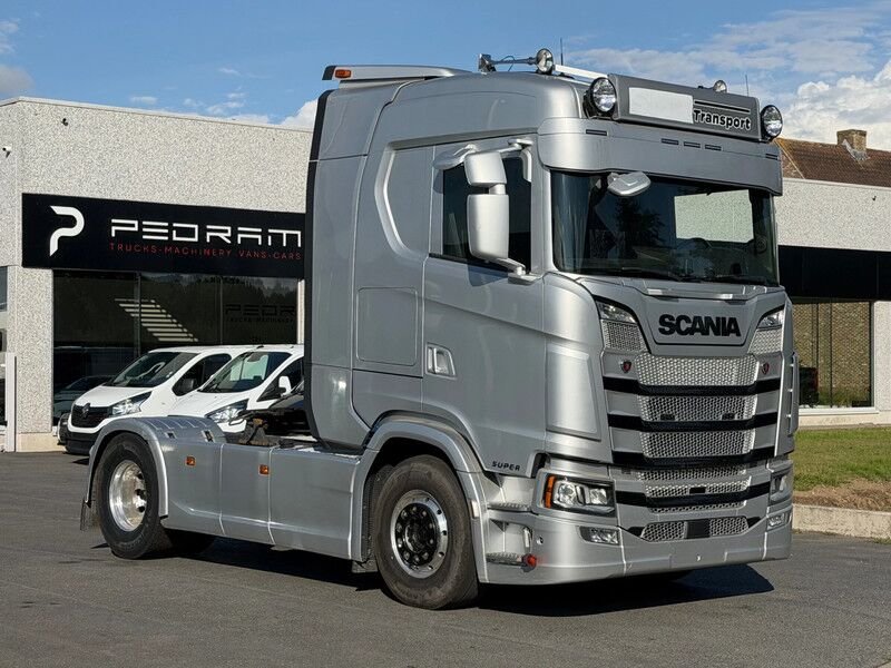 Truck Scania S 450 B4x2NA