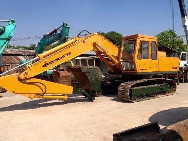 Mining machine Komatsu HD200-2