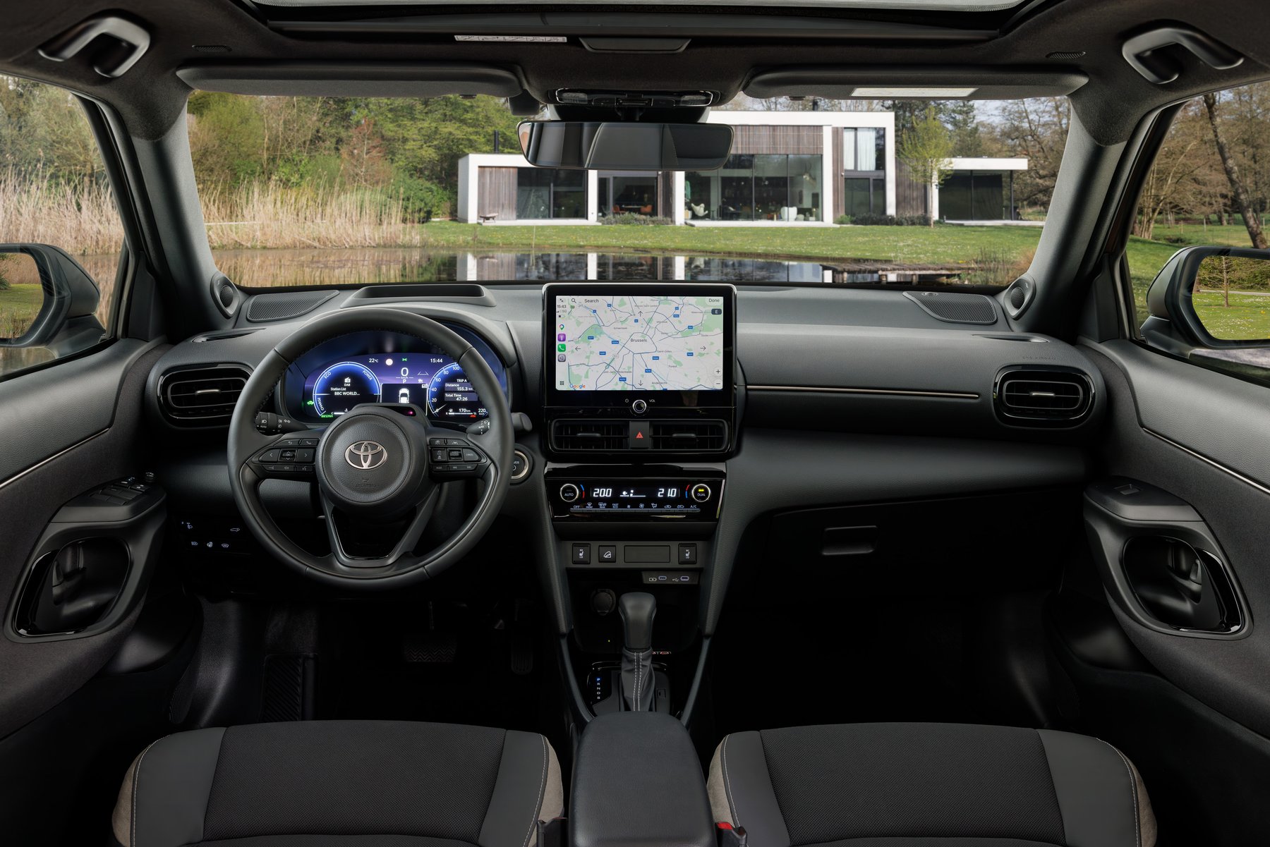 Van Toyota Yaris Cross Van