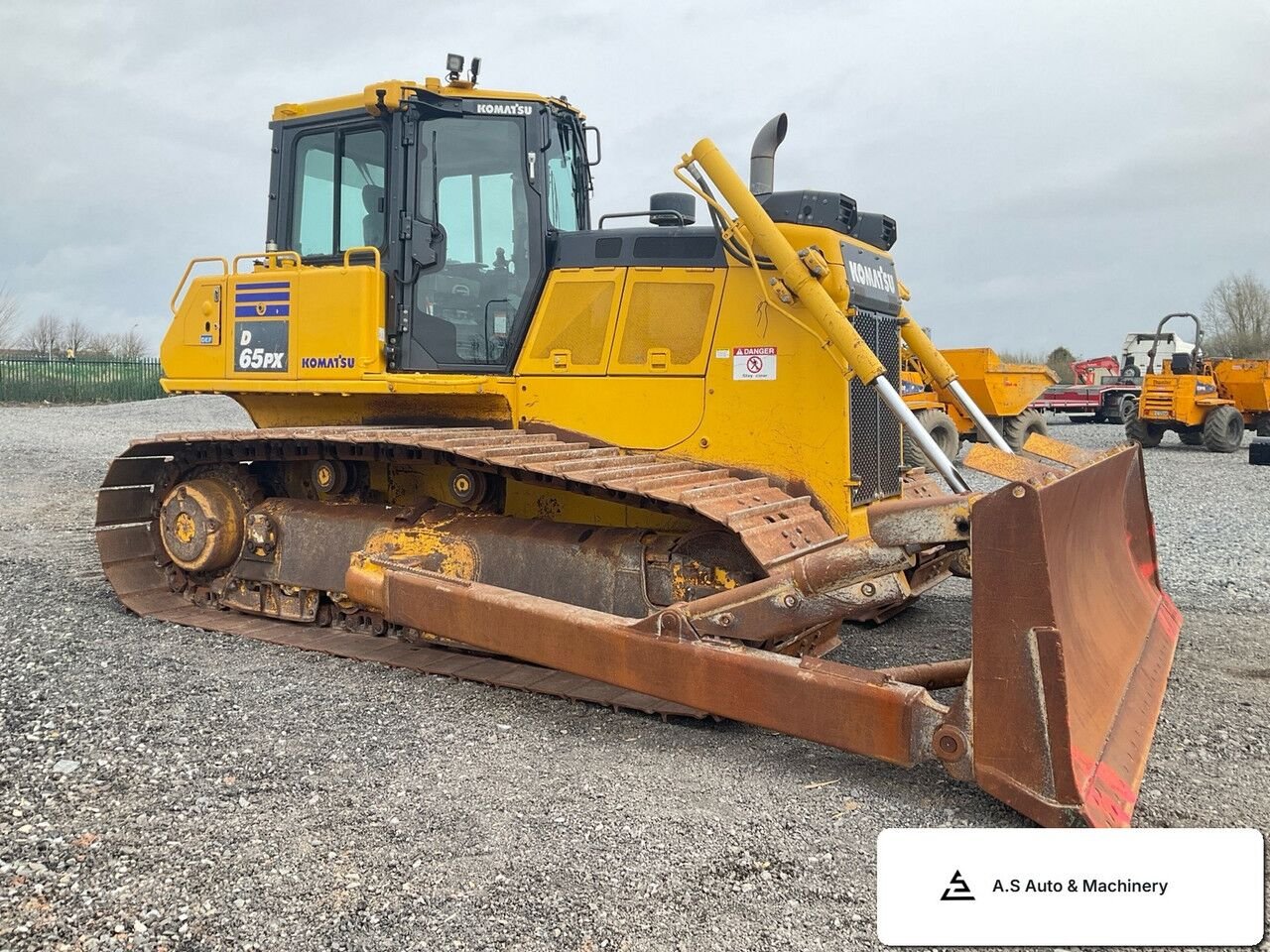 Komatsu D65A-6