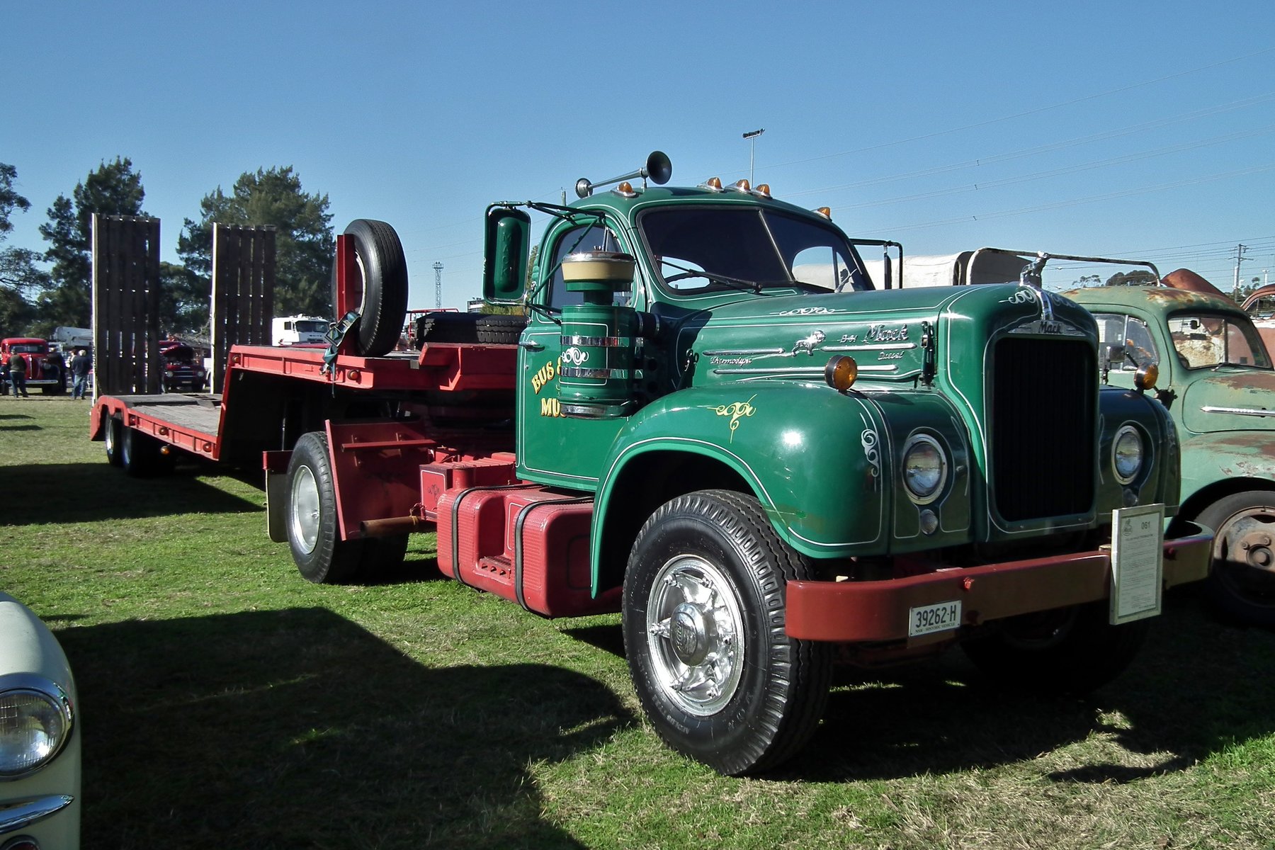 Truck Mack B-61 T