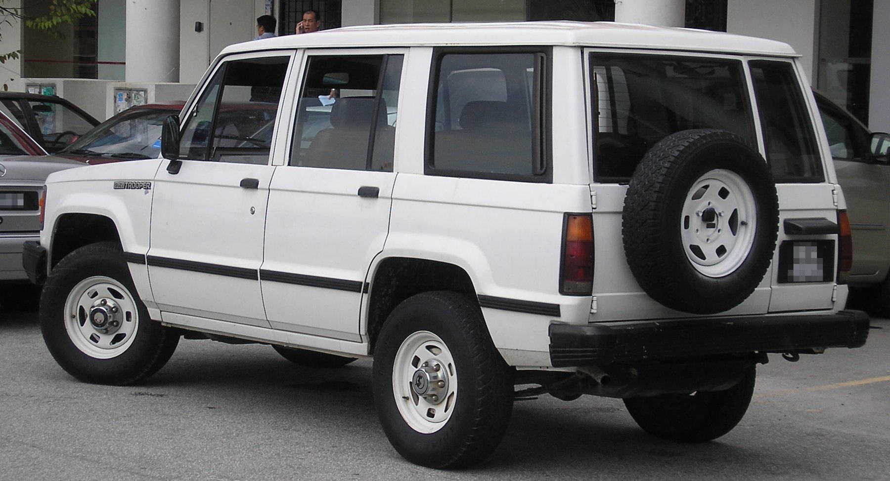 Van Isuzu TROOPER TD