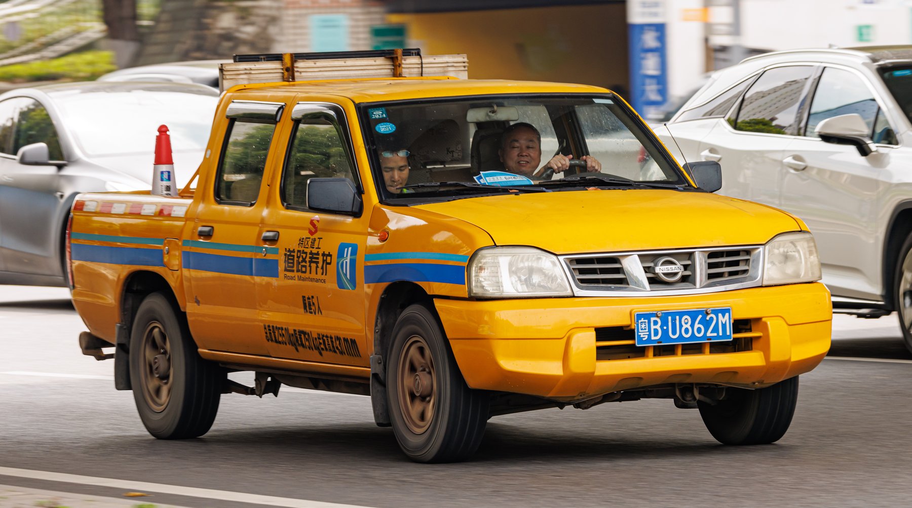 Van Nissan D22