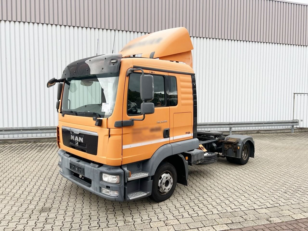 Truck MAN TGL 8.220 4X2BL CH
