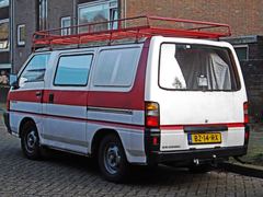 Mitsubishi L300