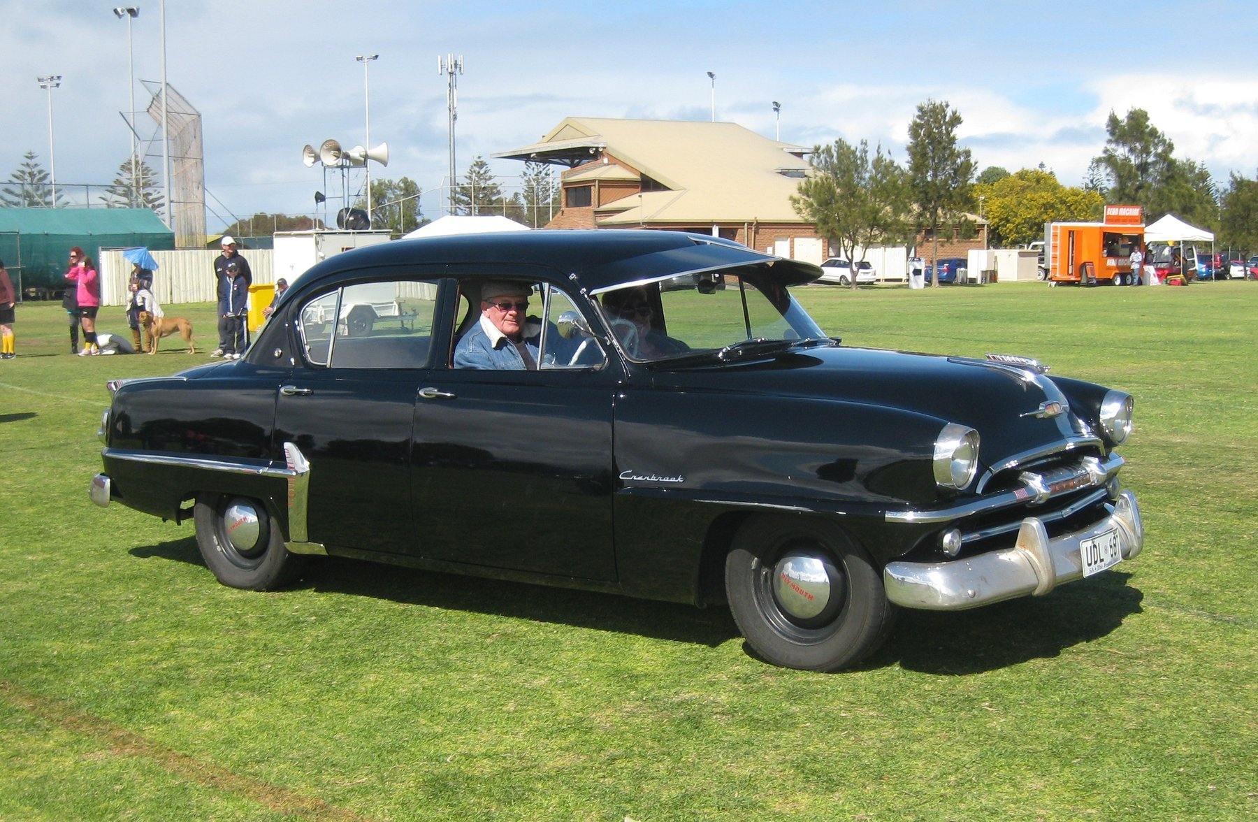 Truck Plymouth Cranbrook
