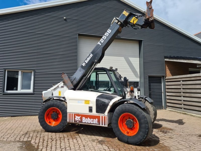 Bobcat T2556