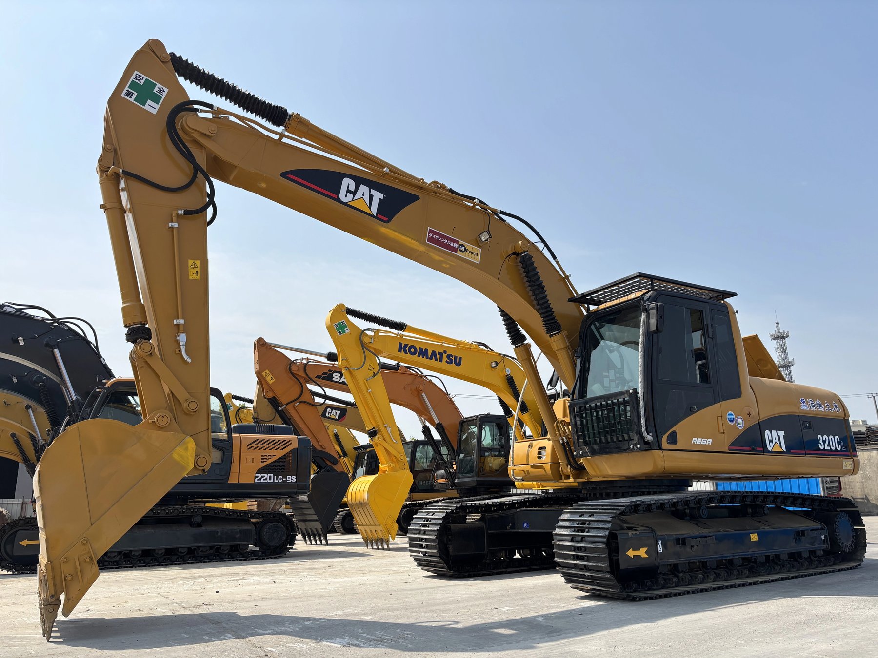 Koparka Caterpillar 320C LU