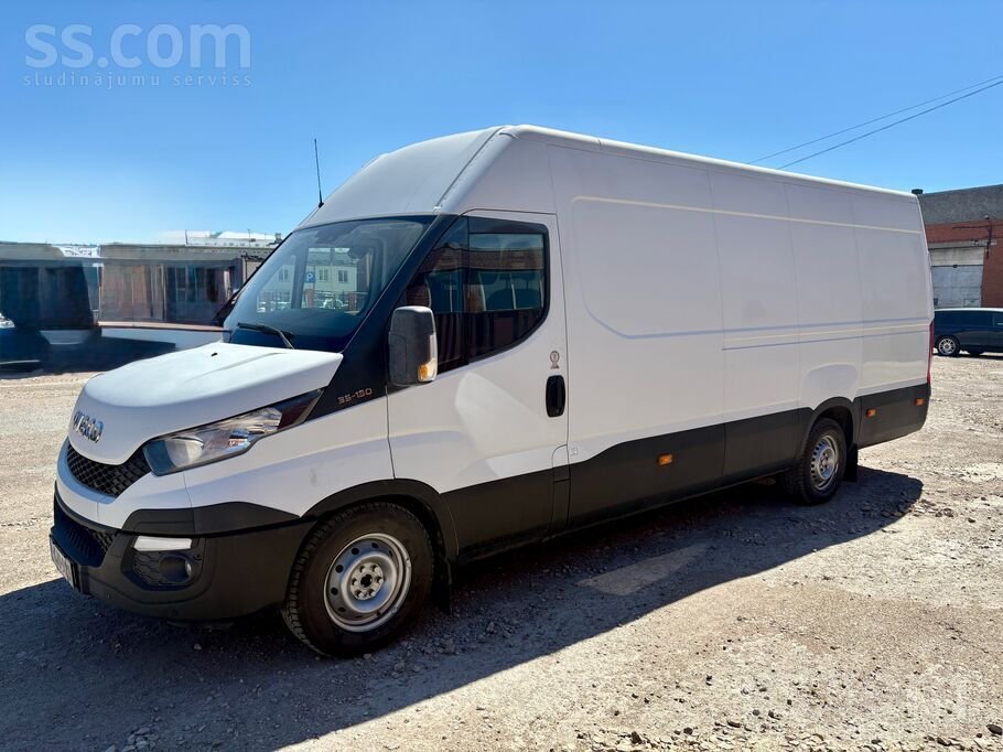 Samochód dostawczy Iveco 35S13D