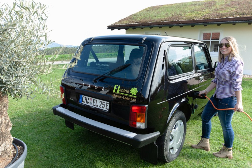 Van Lada NIVA BESTEL 5 SPEED