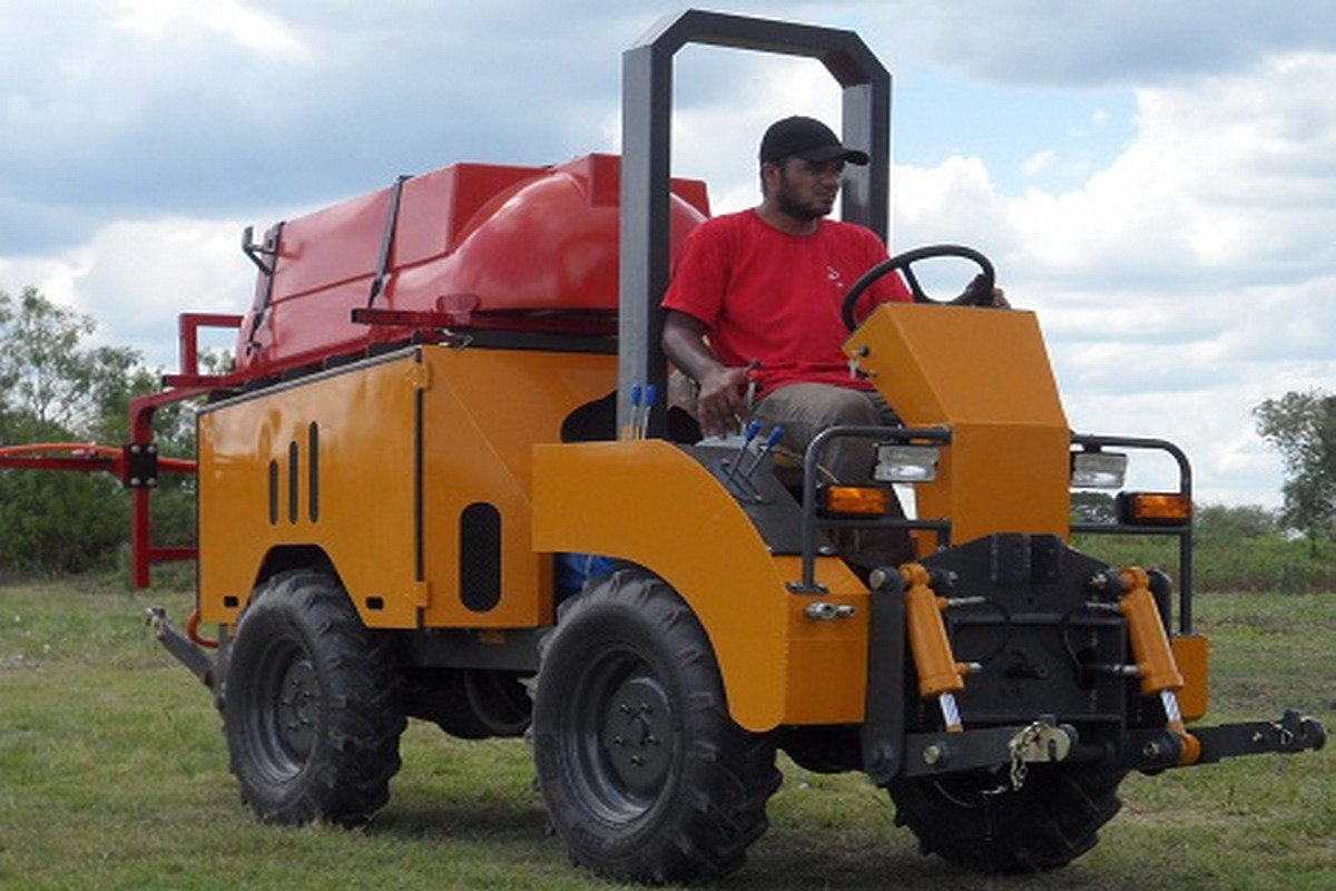 Traktor Jensen TH-50