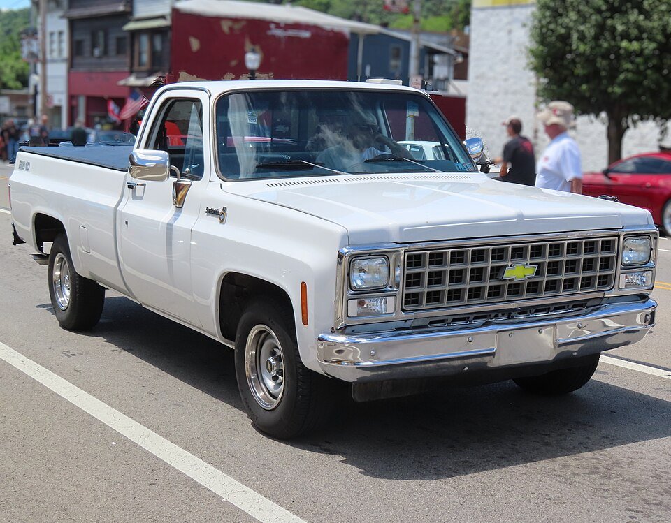 Van Chevrolet 8FT. FLEETSIDE C1534