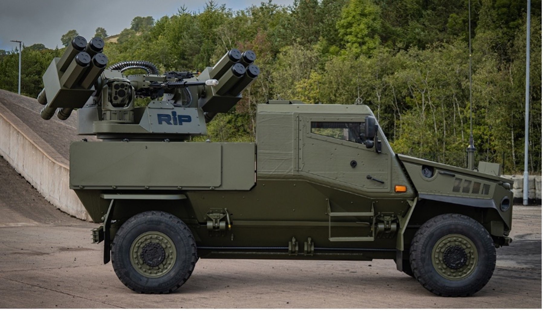 Armoured vehicles Vickers Defence Systems Ltd. Fox