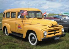 International R100