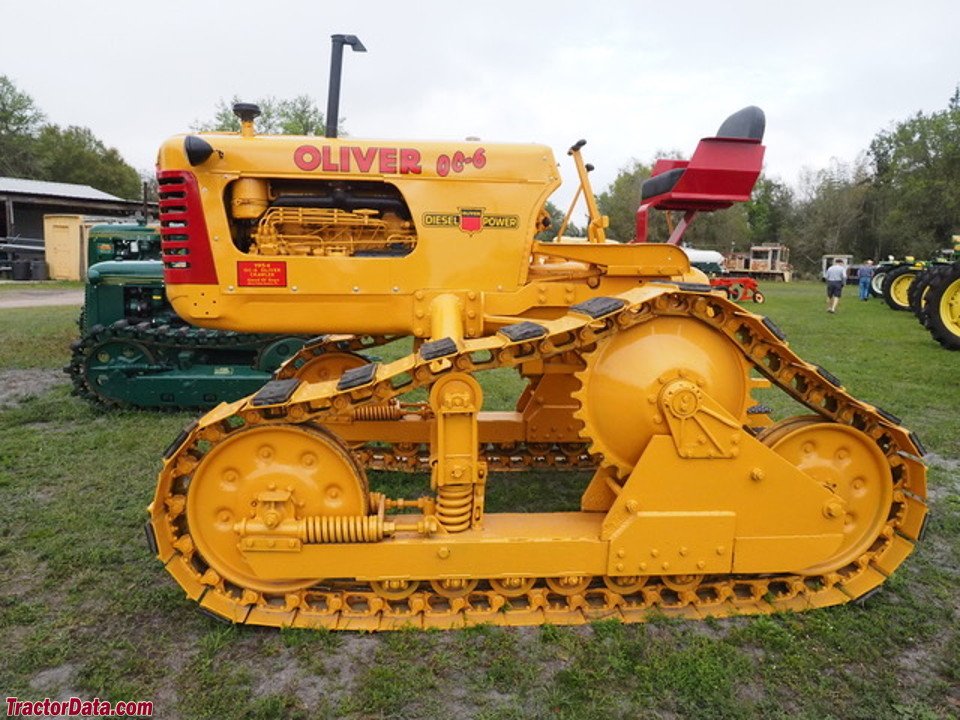 Tractor Oliver XO-121