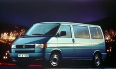 Volkswagen 4D CARAVELLE MPV SYNCRO 2.5TDI-8-7DB-4X4/332