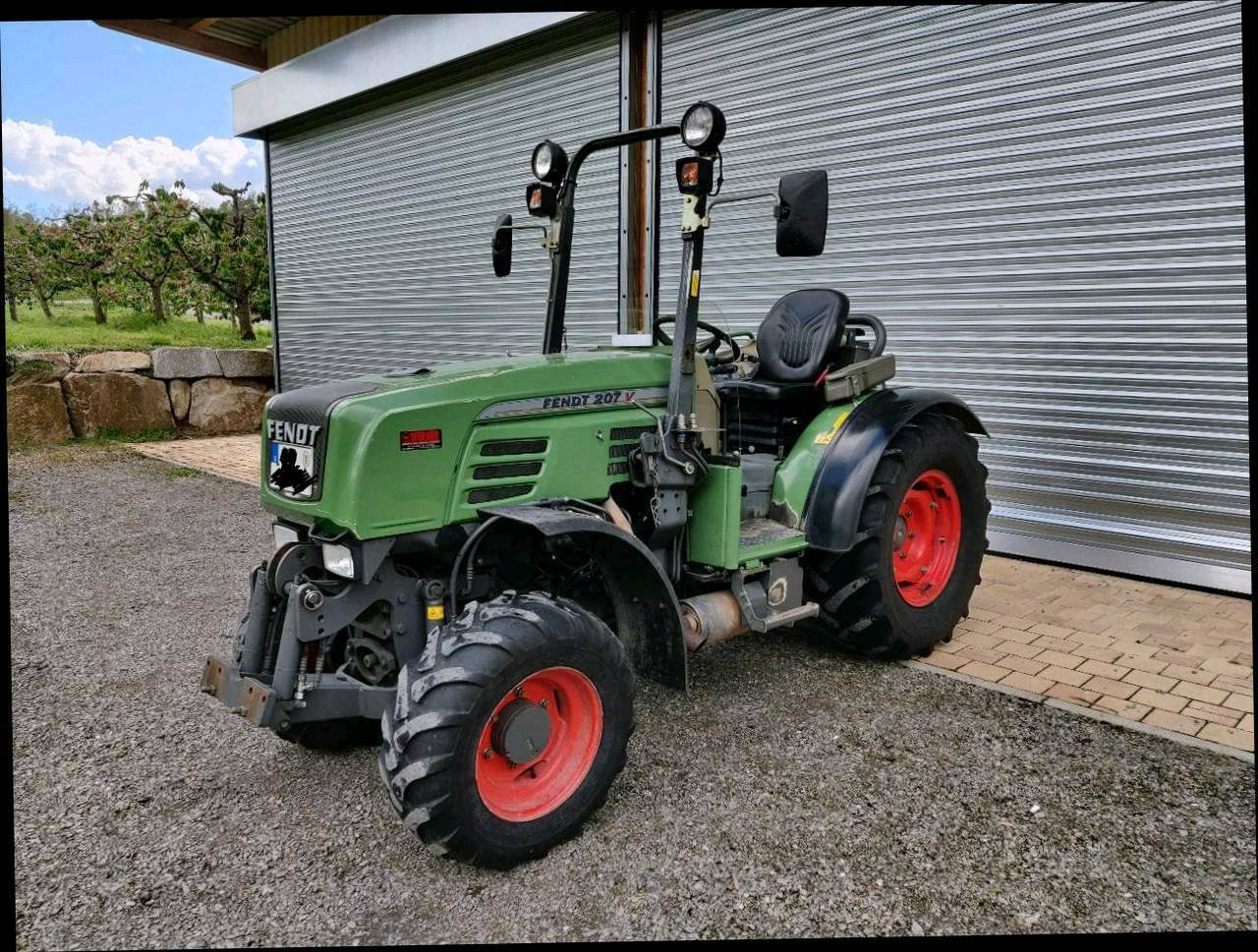 Tractor Fendt Farmer 207V