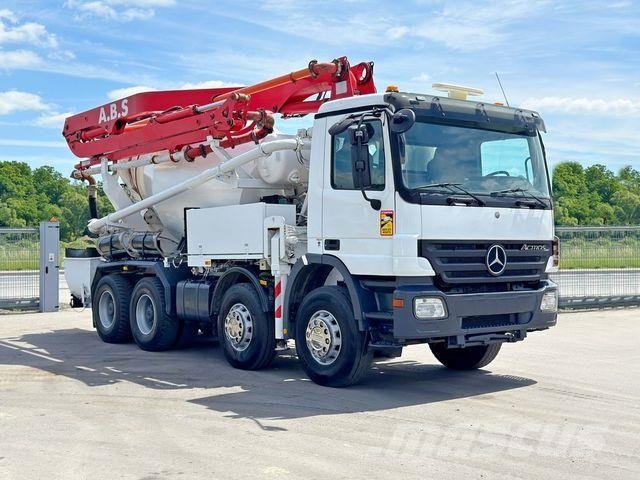 Truck Mercedes Benz 3241 B 8X4/4
