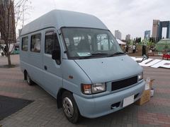 Isuzu Umpikorinen (BB) 4ov 2499cm3 A