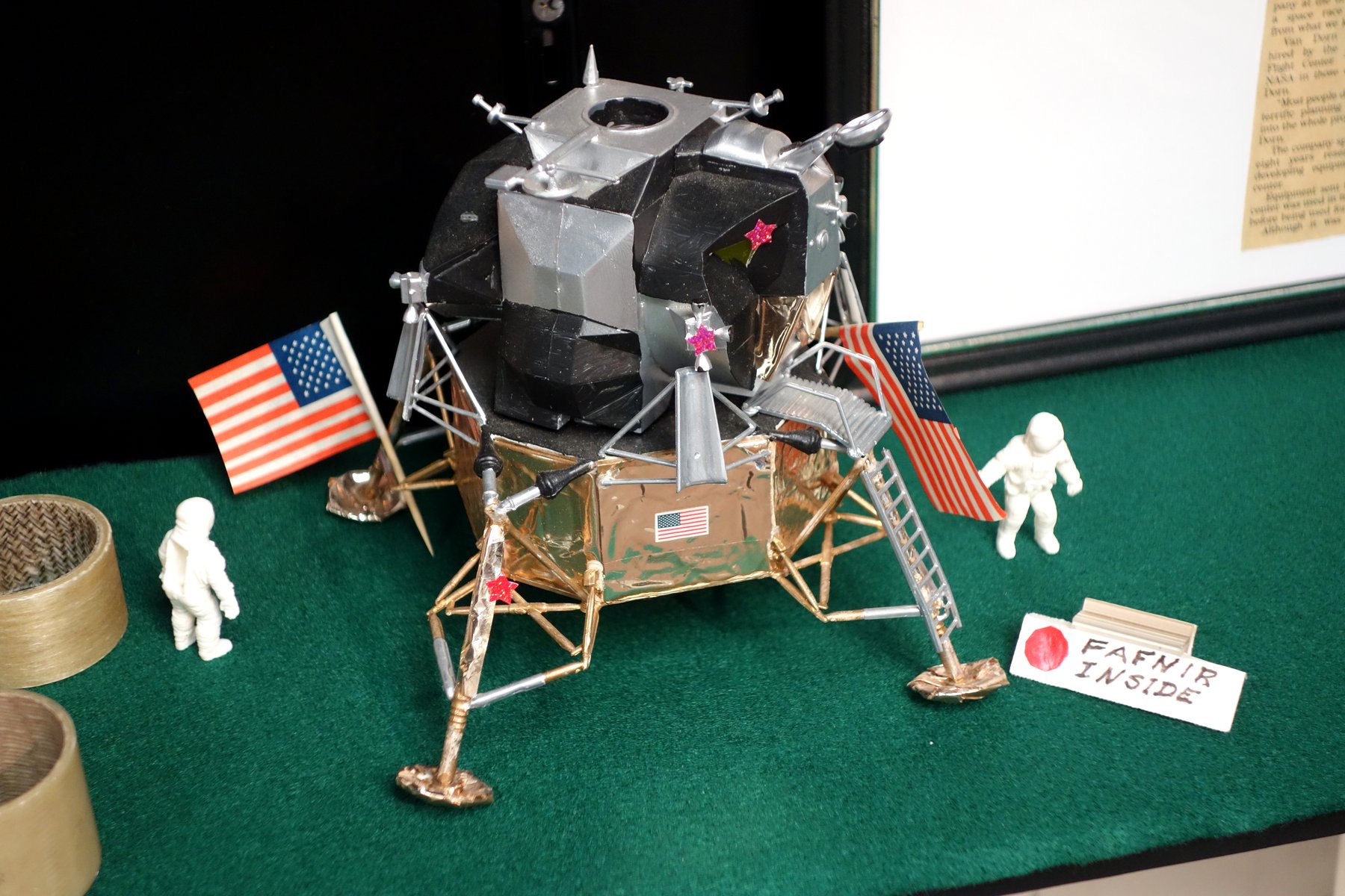 LUNAR 556