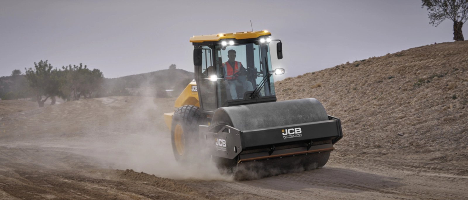 JCB VM138D