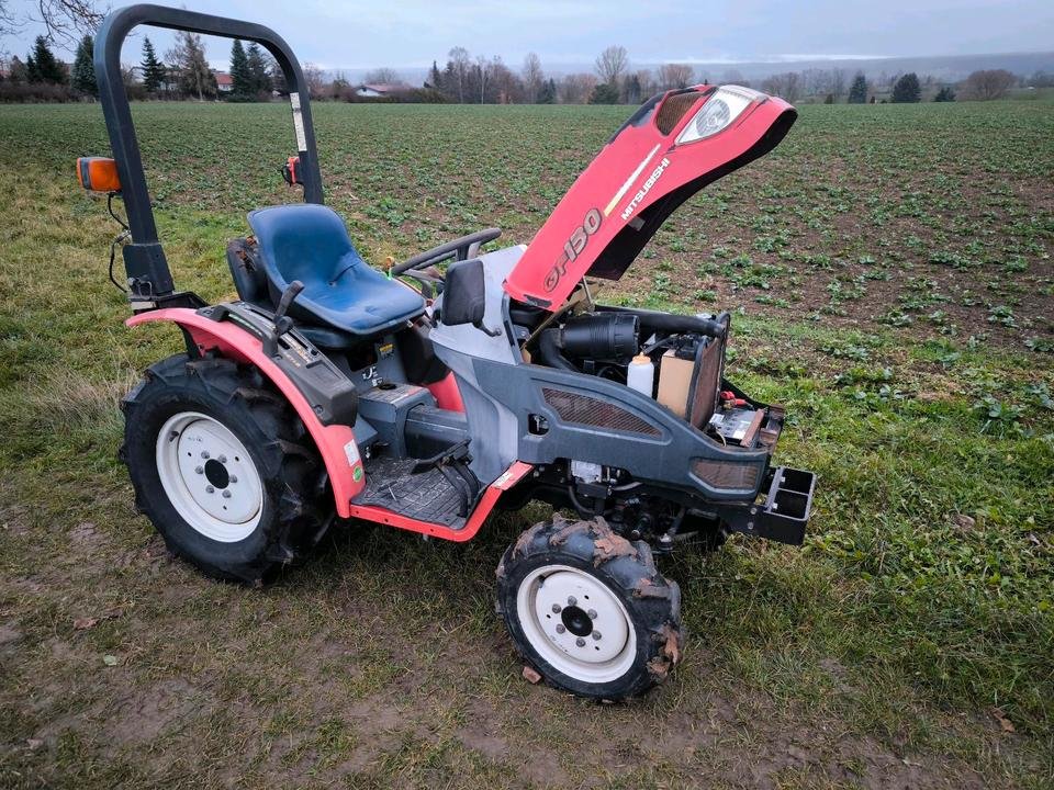 Tractor Mitsubishi GE130 Asuma