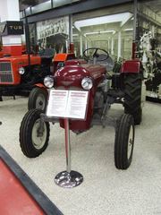 Ursus C-325