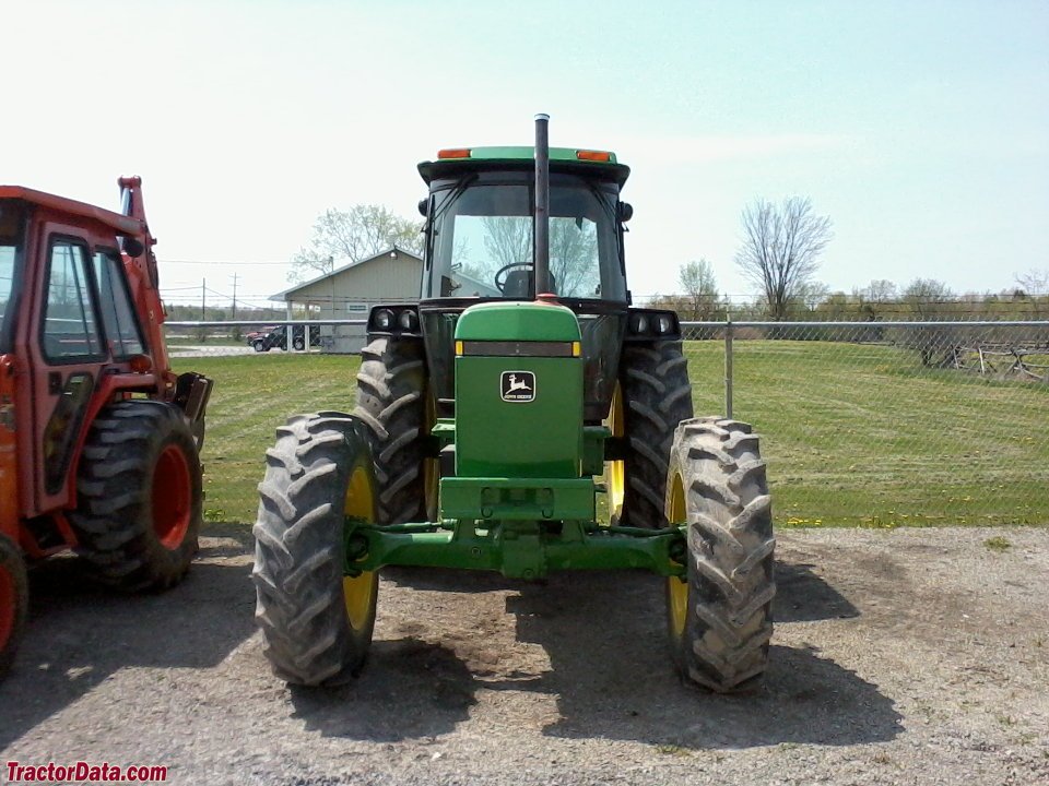 Excavator John Deere 270C LC