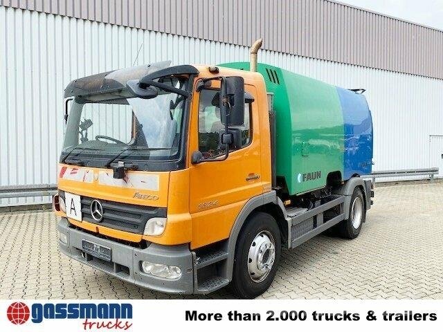 Truck Mercedes Benz 1524 L 4X2