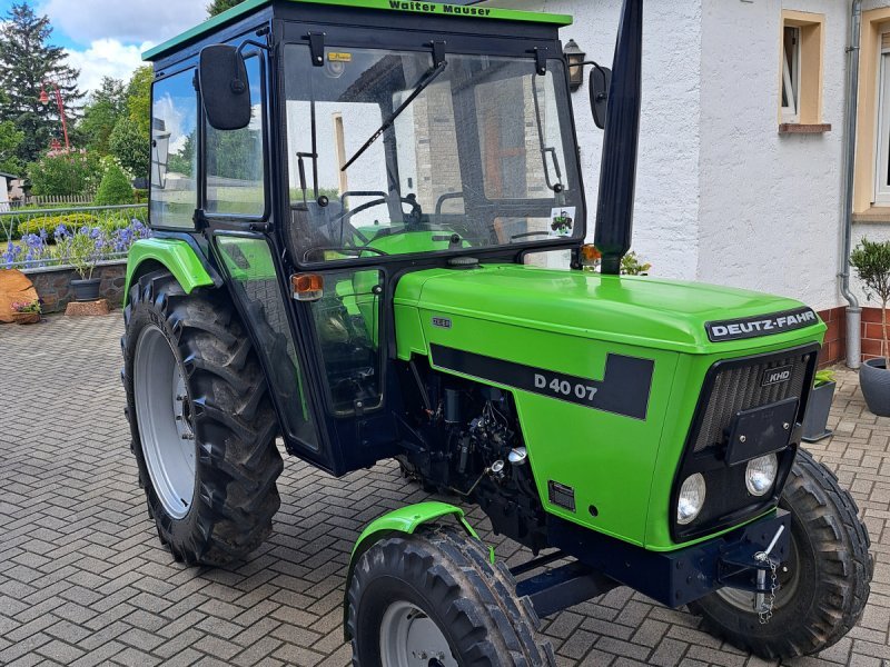 Tractor Deutz-Fahr D 4007