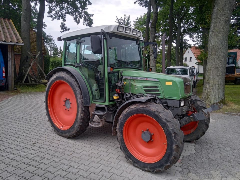 Fendt 207 S