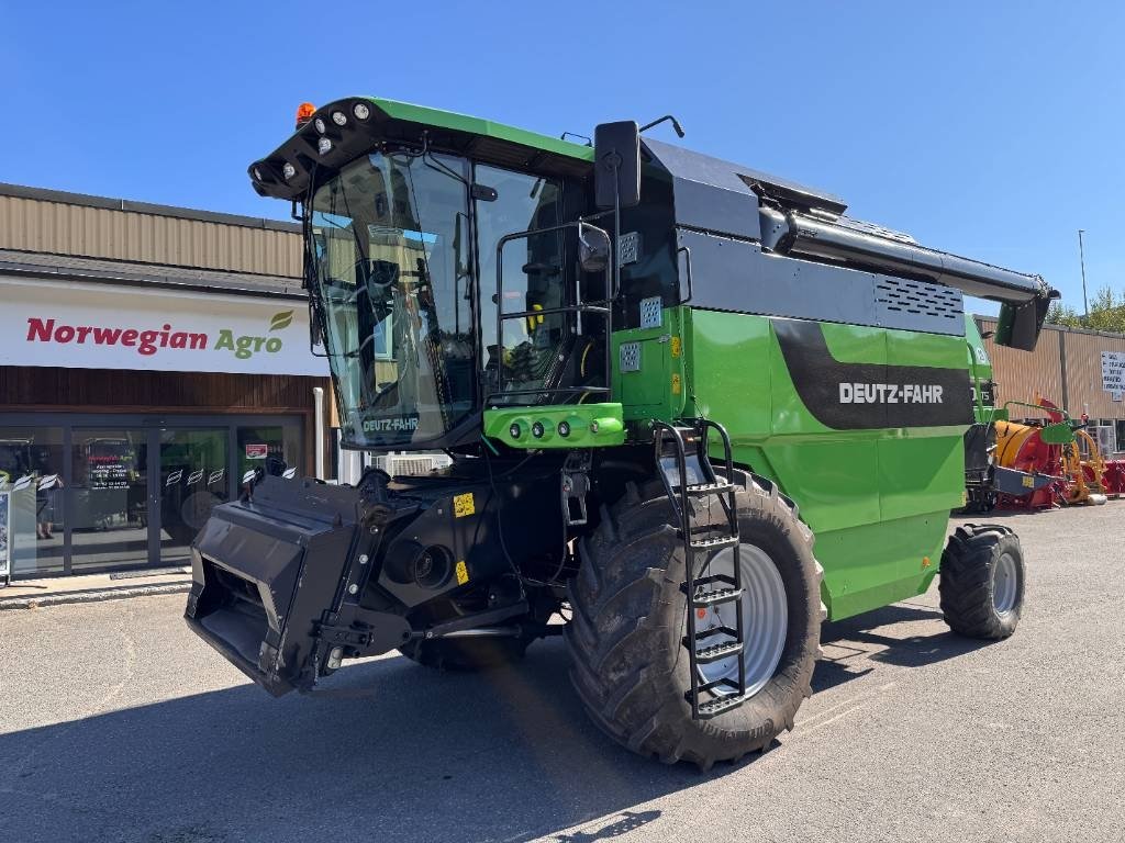 Harvester Deutz-Fahr 6040 A HTS